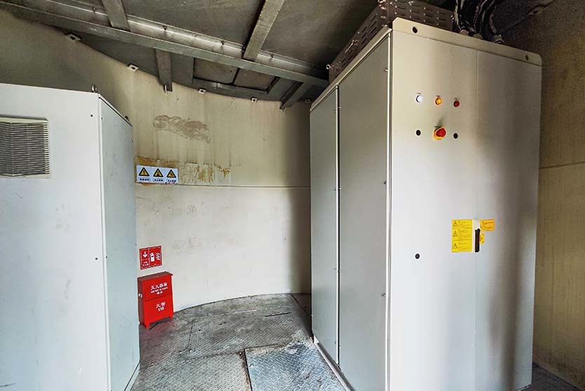 2.0MW全功率液冷(lěng)風(fēng)機(jī)變流器(qì)整機(jī)替換